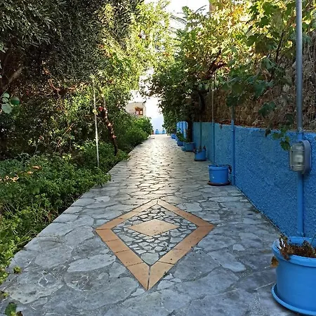 Giannis Gerakios By Climbing House Panormos (Kalymnos)